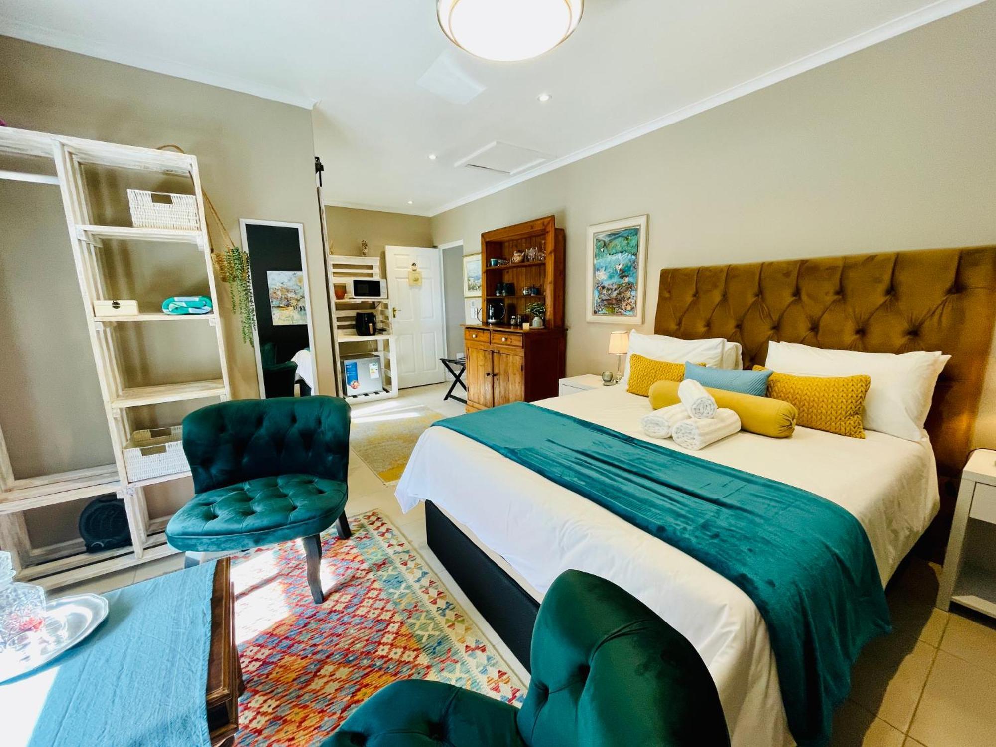 Calm Waters Guesthouse Плеттенберг-Бей Экстерьер фото